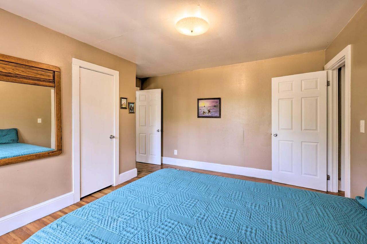 Charming Gadsden Home With Golf Course Views! Exterior photo