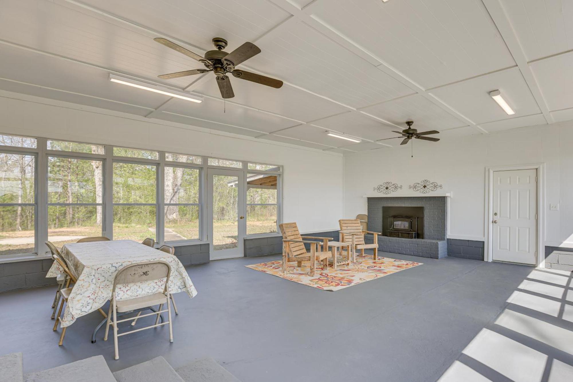 Charming Gadsden Home With Golf Course Views! Exterior photo