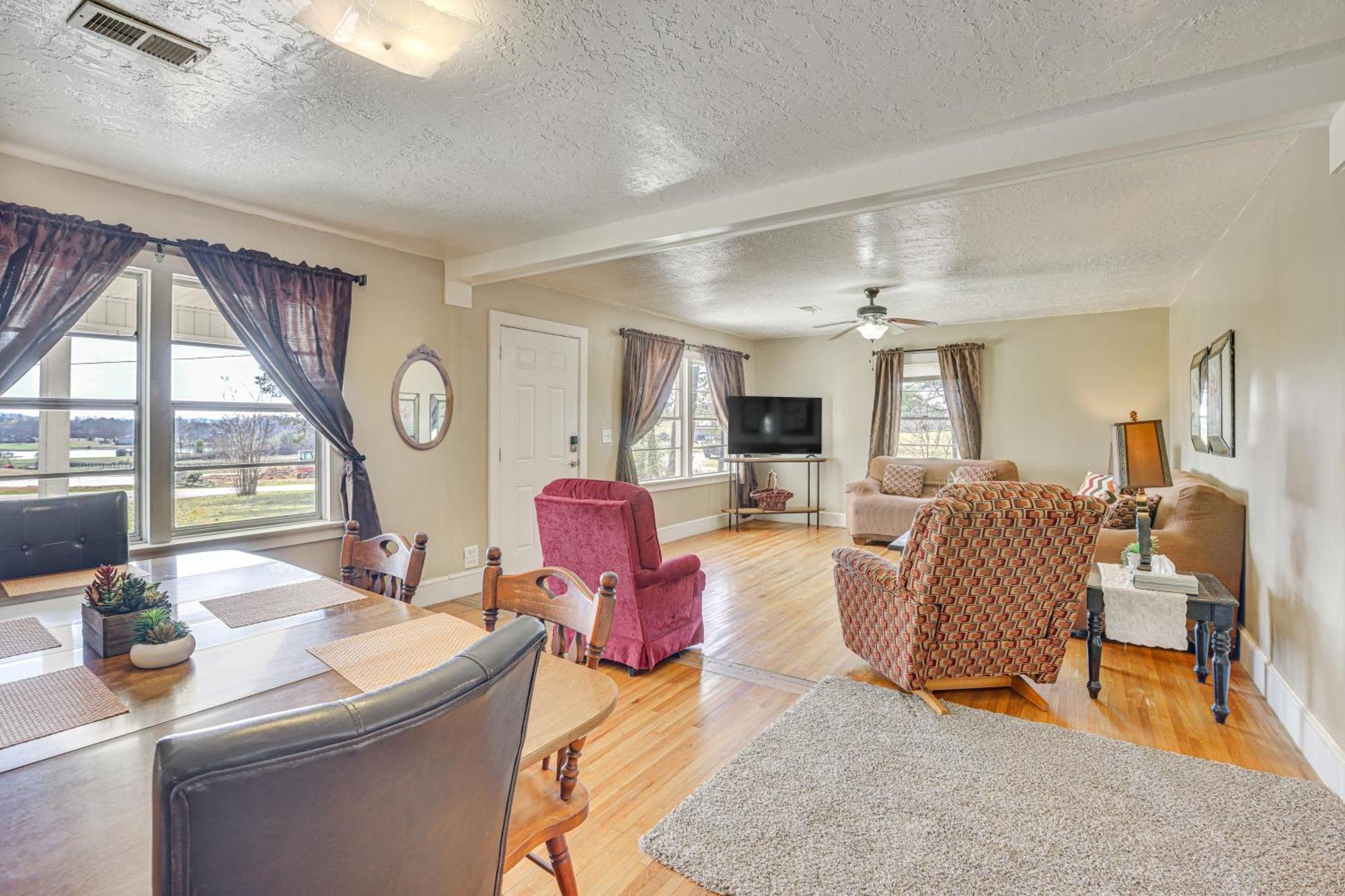 Charming Gadsden Home With Golf Course Views! Exterior photo